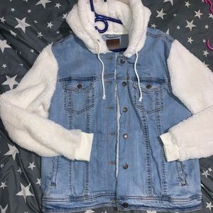 Maurice’s mixed media denim /Sherpa hooded jacket